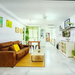 Apartamento Malagueta Campos Eliseos Málaga