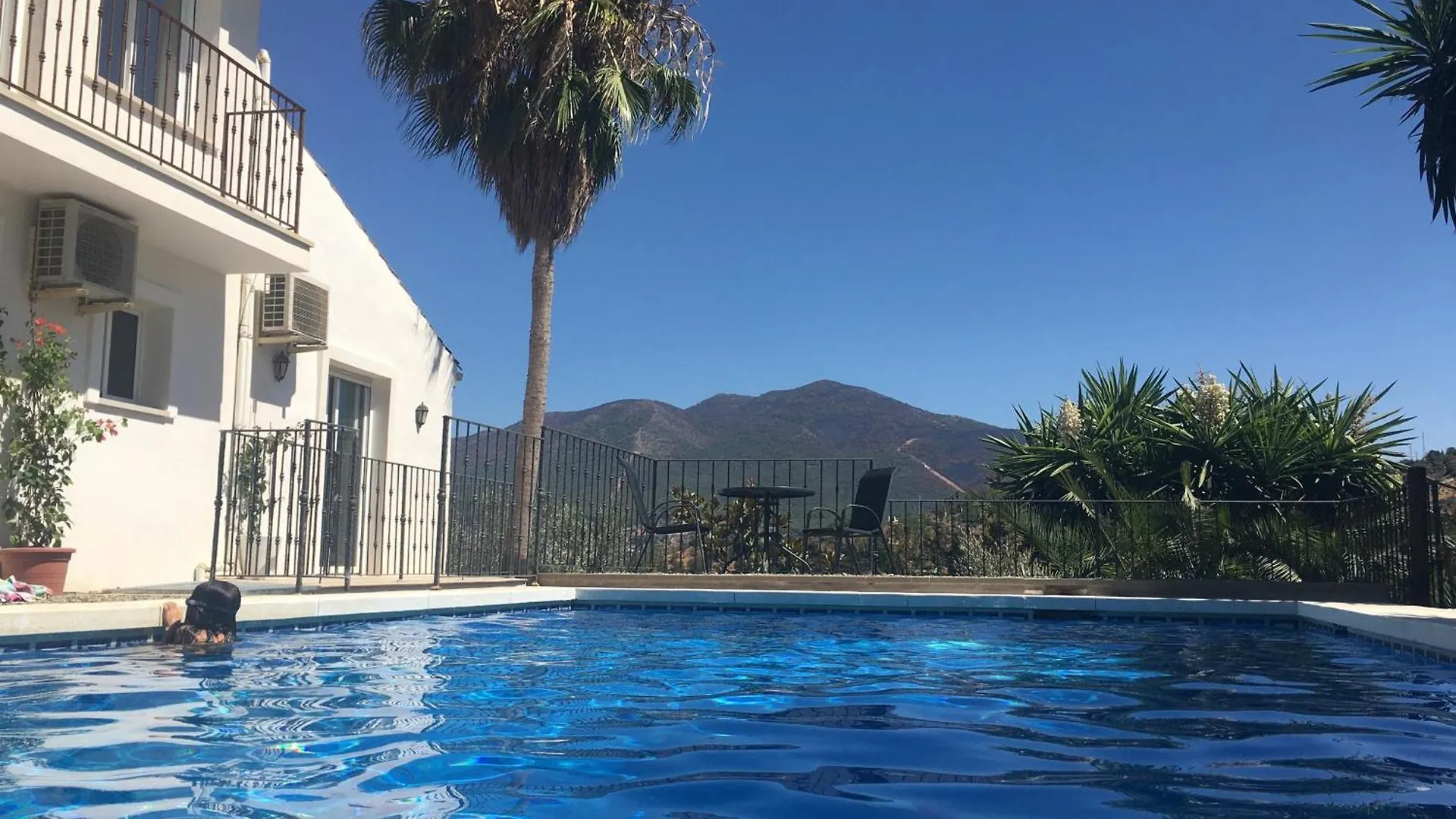 Penthouse Apartment, Cortijo Fruitful Hills Málaga 0*,